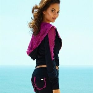 Beach Bunny Unzip me Hoodie Medium